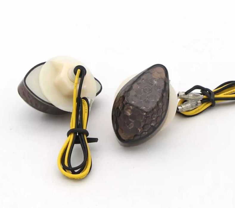 Мото лед мигачи за вграждане в спойлера мотор Хонда