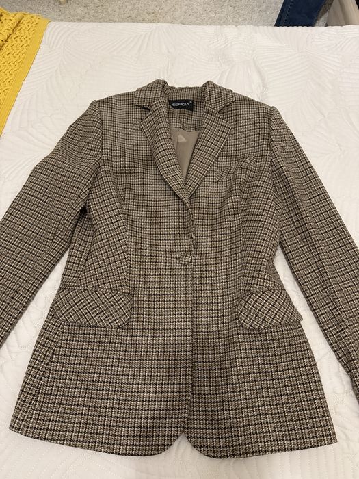 Продам костюм женский