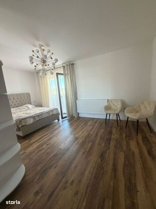 Apartament zona Isu , 3 camere !