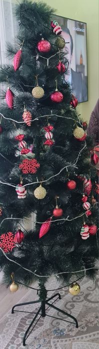 Ёлка искусственная