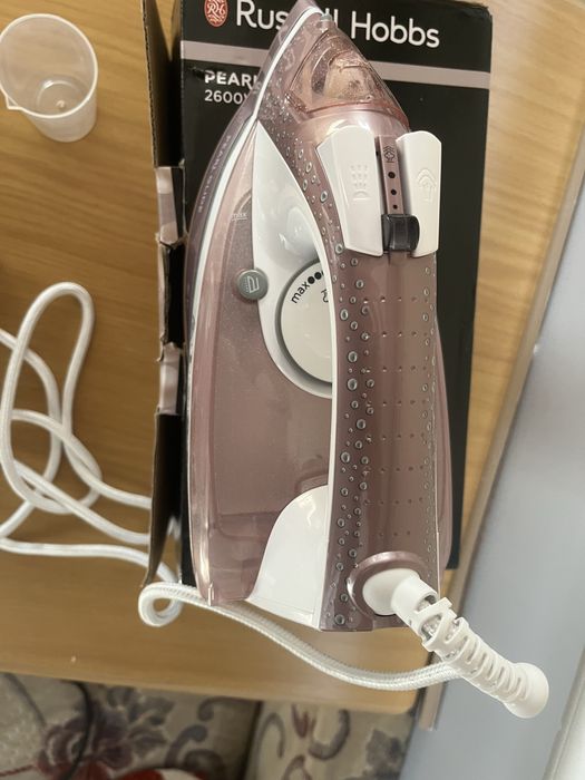 Парна ютия Russell Hobbs Pearl Glide Rose