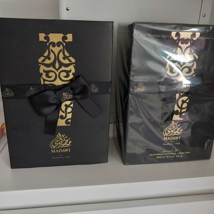 Vând parfum  OUD MADAWI original