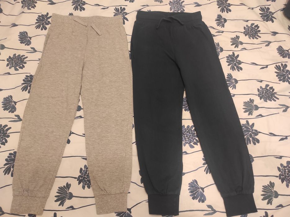Set 2 pantaloni măr. 8-9 ani H&M