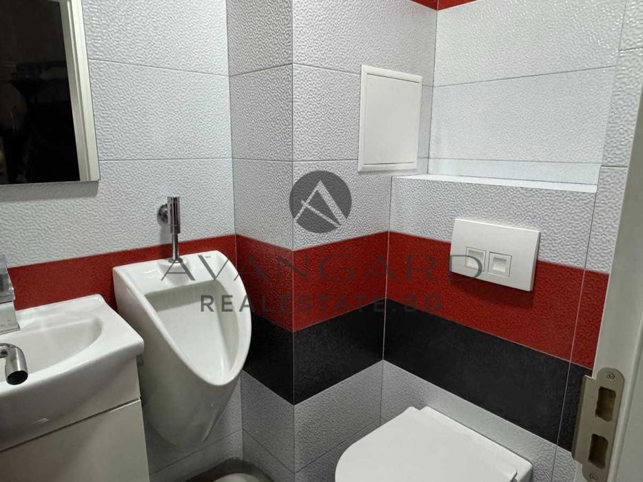 Продава се Тристаен апартамент в Пловдив, Кършияка - 176 кв.м за 2586 €/кв.м - Снимка #8