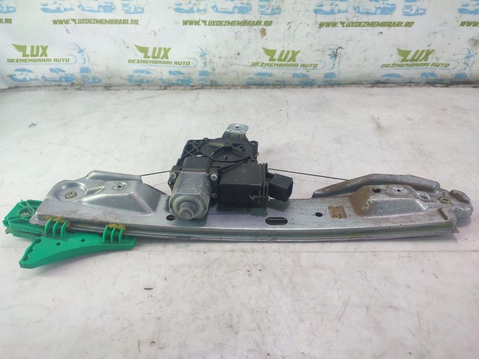 Macara stanga spate 915345105LH Opel Astra J [facelift] [2012 - 2018]