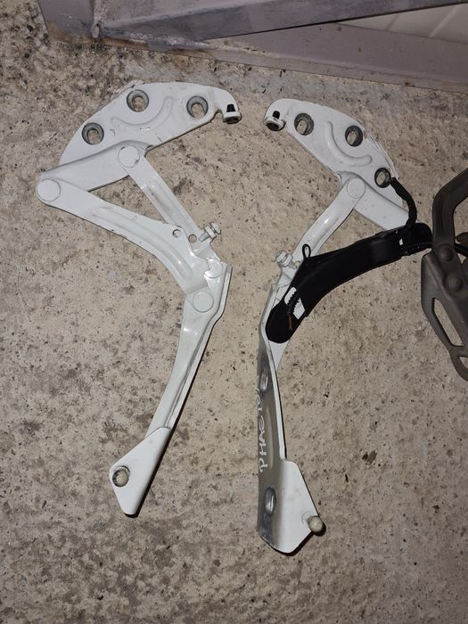 Balamale capota motor phaeton 2012-2016 ,corsa d facelift 2012