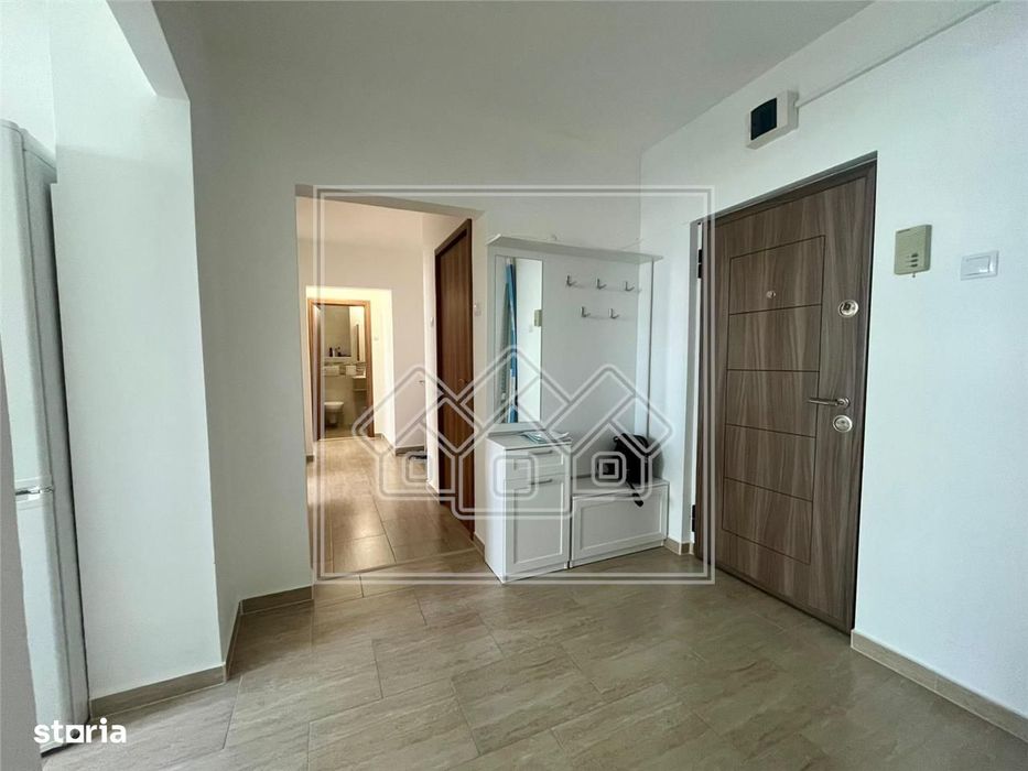 Apartament 3 camere pe Mihai Viteazu, la cheie, disponibil imediat