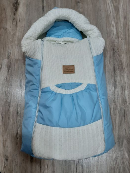 Продам зимний конверт для выписки и для прогулок