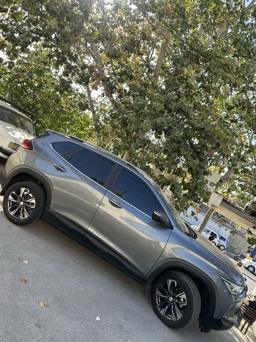 Tracker 2 premier plus 28,000km yurgan