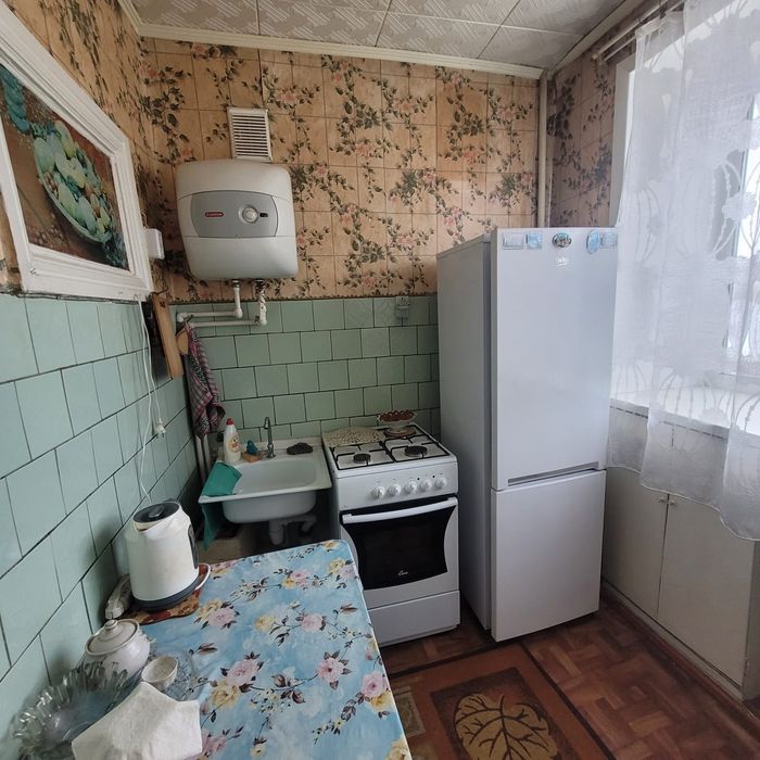 3 комнатная - 8 школа