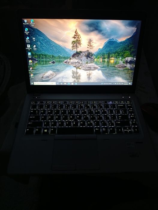 Vând/Schimb laptop HP ultraBook i5
