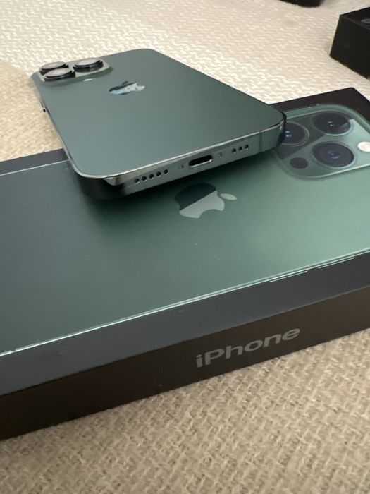 Продам Iphone 13 pro