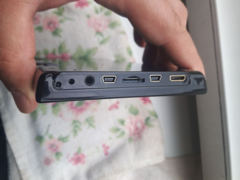 Манитор планшет сотилади