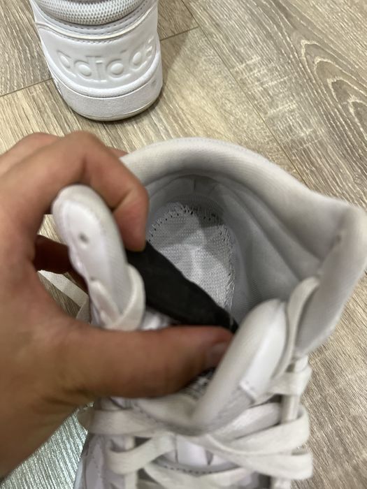ADIDAS кроссовки ОРИГИНАЛ продаю
