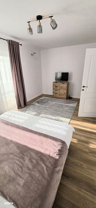 Zona magazinului Bucovina- garsoniera renovata integral recent, 38 mp