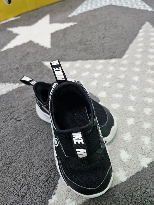 Бебешки маратонки nike