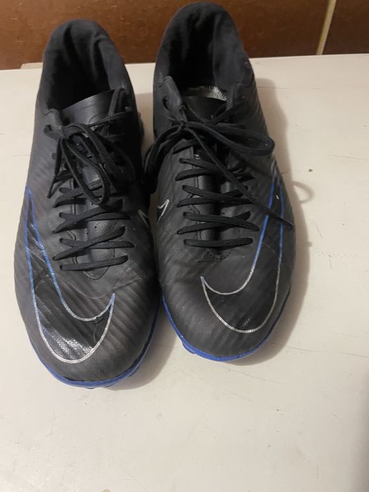 Nike air zoom academy