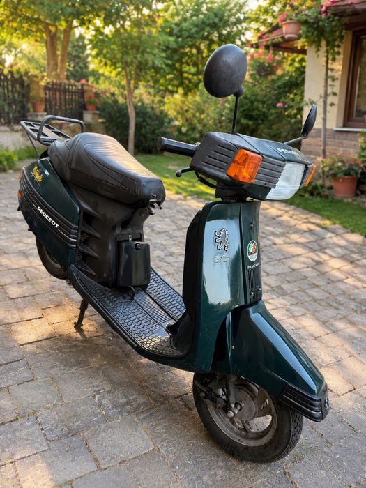 Scooter Peugeot retro