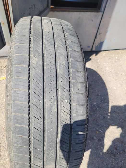 Продам резину  225/60 18