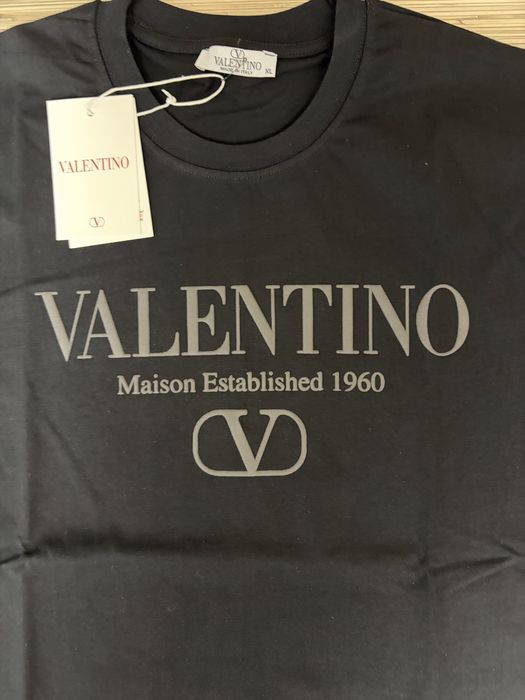 Tricou Valentino marimea XXL nou nouț