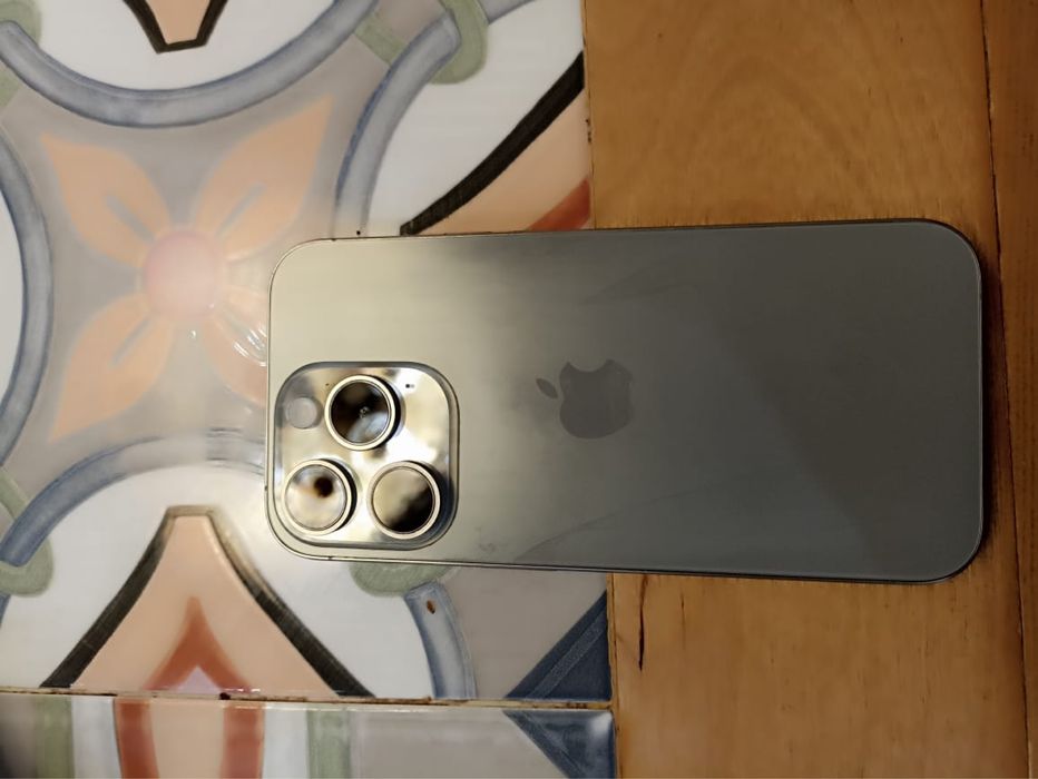 Айфон 15 про прям срочно продаю