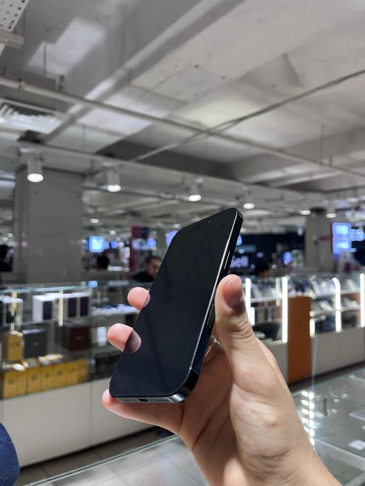 Iphone 16 pro 1024 gb black