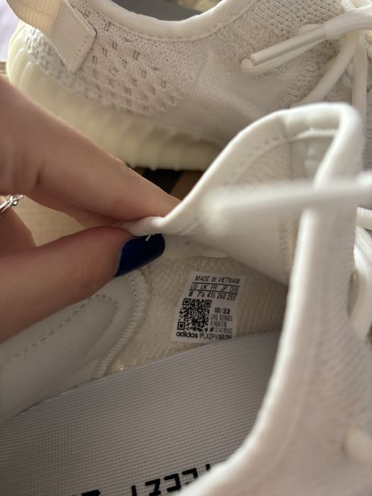 Yeezy originali albi, noi in cutie, marimea 41 1/3