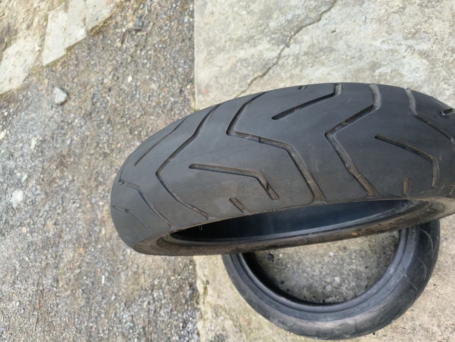 Bridgestone Battlax Adventure 41R
150/70/18 Dot 0223.
Добро състояние