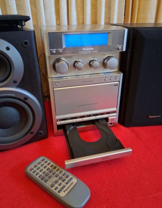 Sistem audio Panasonic.