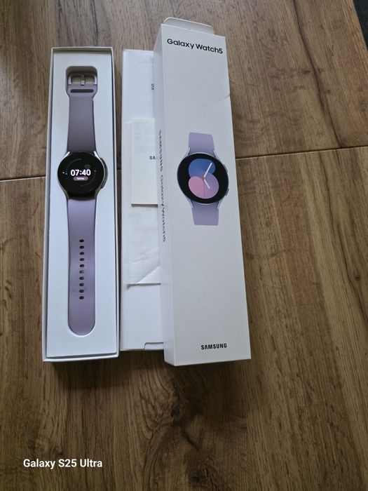 Смарт часовник SAMSUNG GALAXY Watch5