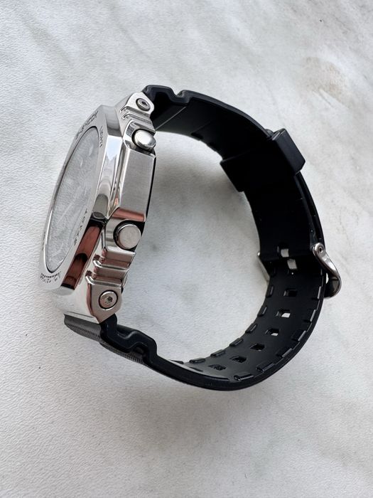 Продаю часы G-Shock 2100 Limited Edition