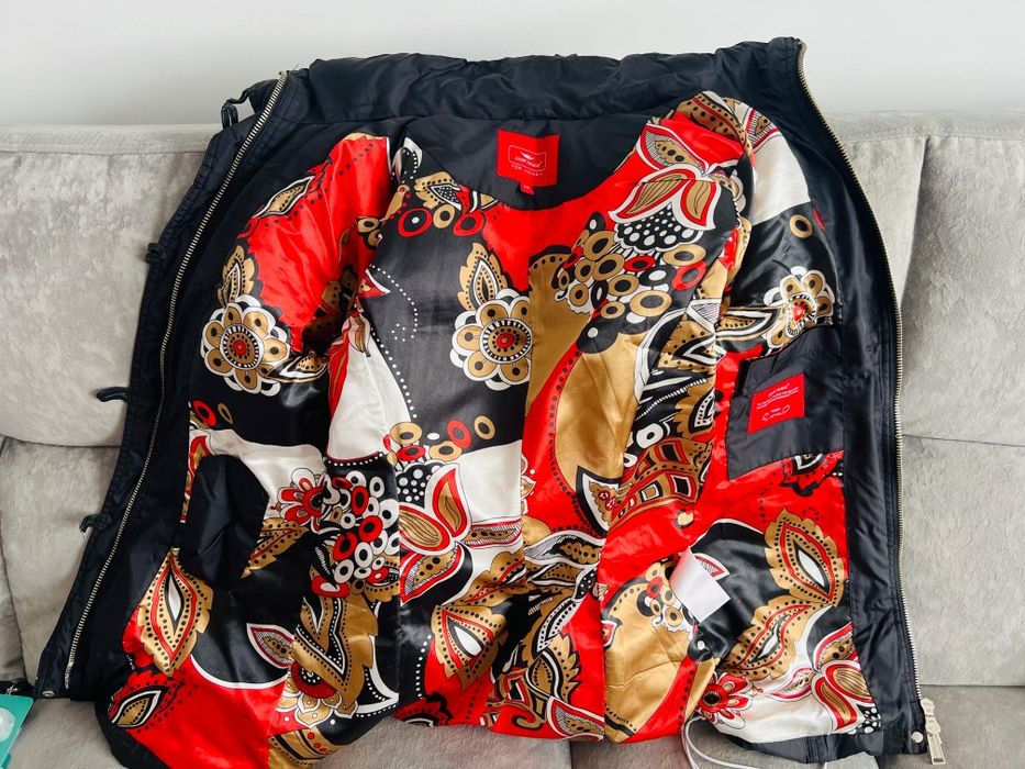 Көктемдік куртка. Весенний куртка