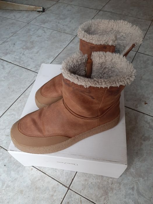 Детски велурени ботуши ZARA