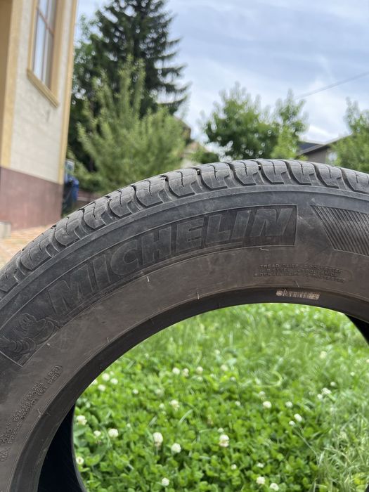 Продам шины Мишлен 235/60/R18