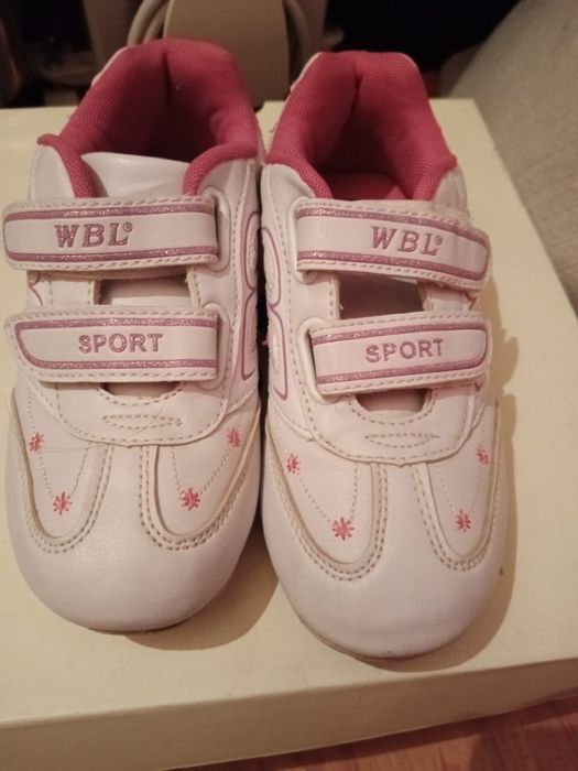 кроссовки детские на девочку