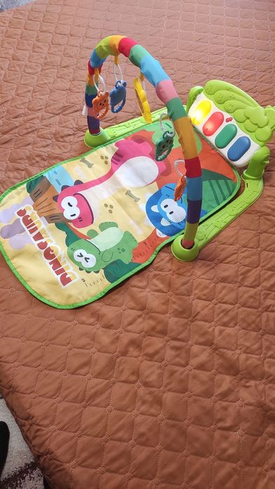 Активна гимнастика за бебе