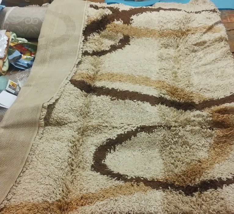 Vând covor Shaggpy 100lei