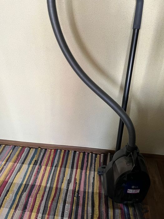 Срочно продам унитаз и пылесос