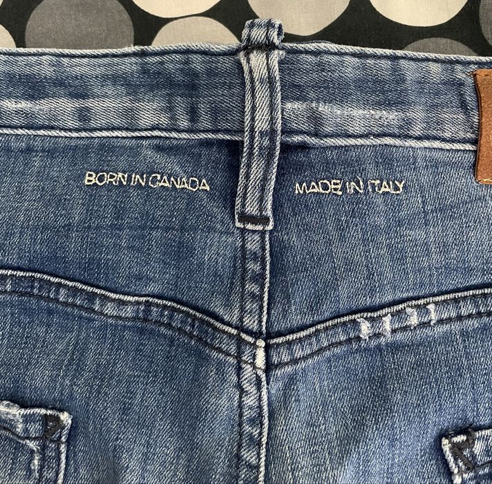 Bermude de blugi Dsquared2 marimea 50