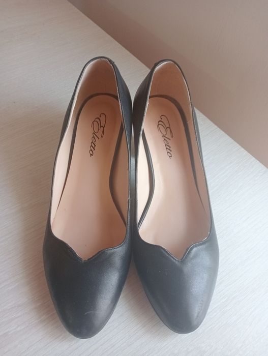 Кожаные туфли 36 размера