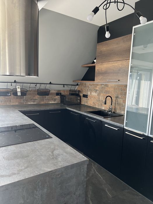 Дава се под наем Двустаен апартамент в Варна, Възраждане 3 - 70 кв.м за 478.38 € - Снимка #1