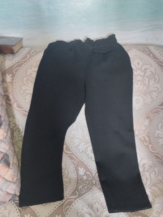 Школьные брюки для девочки 7-8 лет