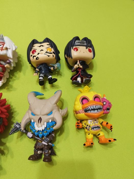 Продавам фигурки на Фънки Pop