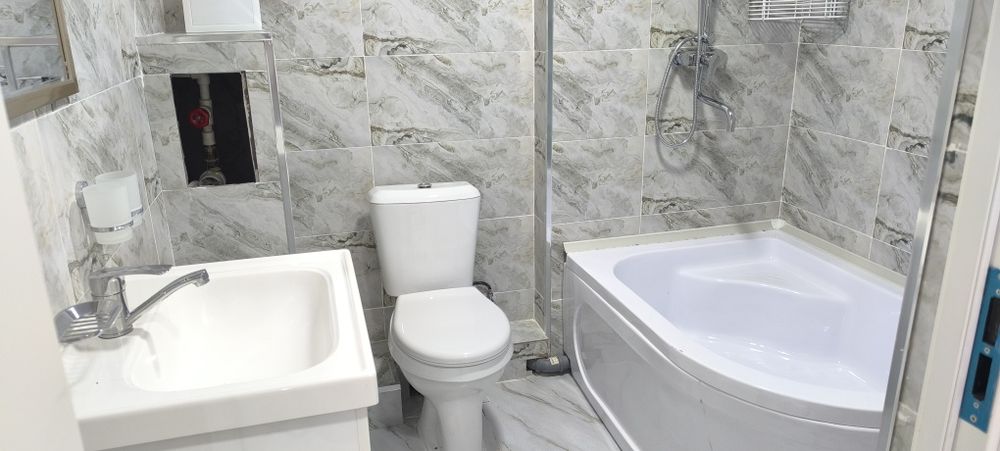 Продам свою квартиру в china house