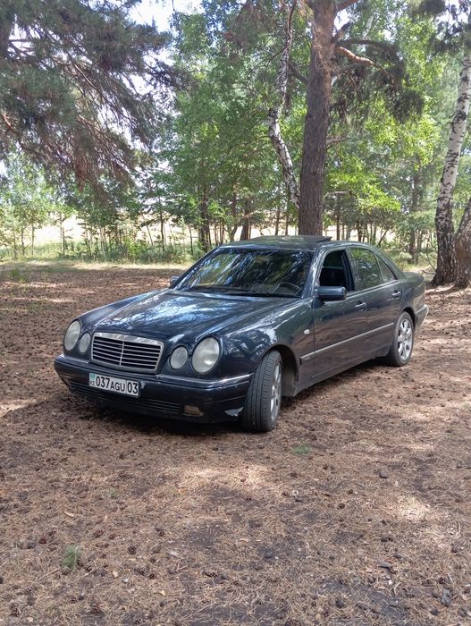 Продам мерседес бенсе 210