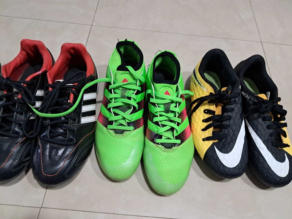 Ghete fotbal cu crampoane 35