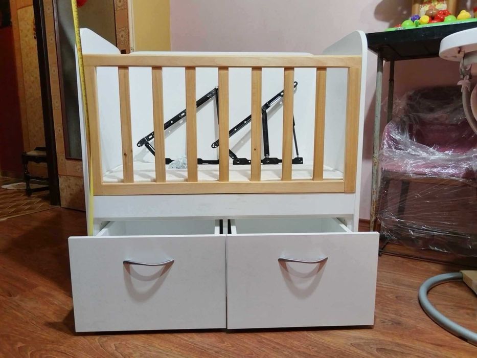 Бебешко легло-кошара.