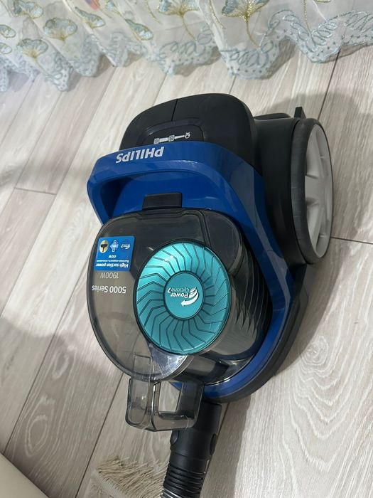 Продаётся пылесос