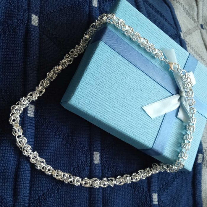 Чисто нов сребърен ланец, гривна-комплект за мъж/жена. В кутия.