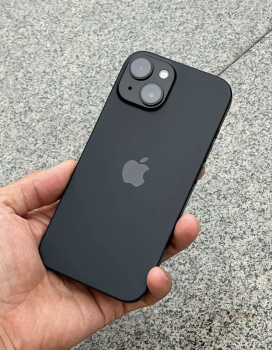 iPhone 15 black 256GB